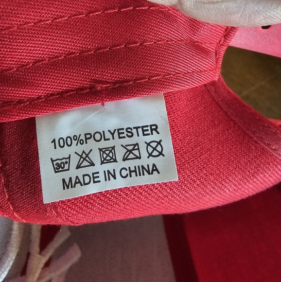 Red, New York Yankees, Adjustable, Baseball Cap. - Picture 3 of 3